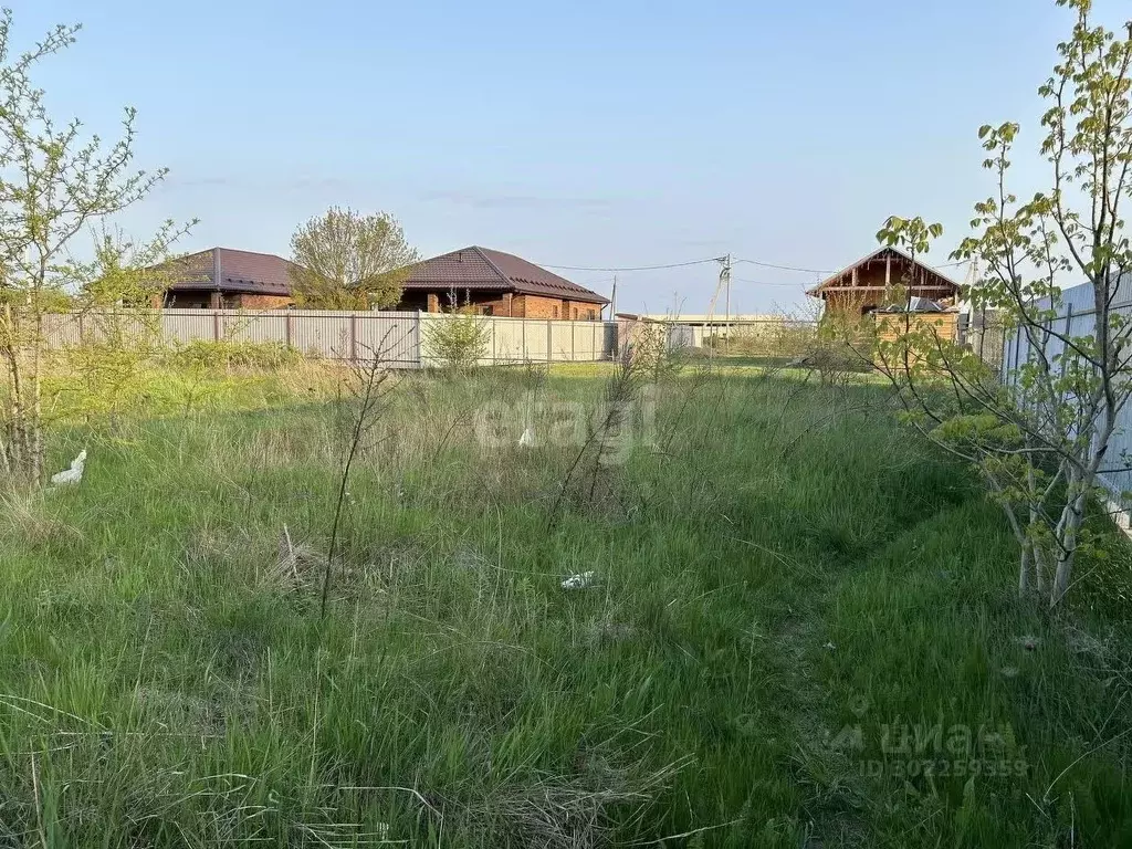 Участок в Адыгея, Тахтамукайский район, Козет аул Кубаньстроевская ... - Фото 0