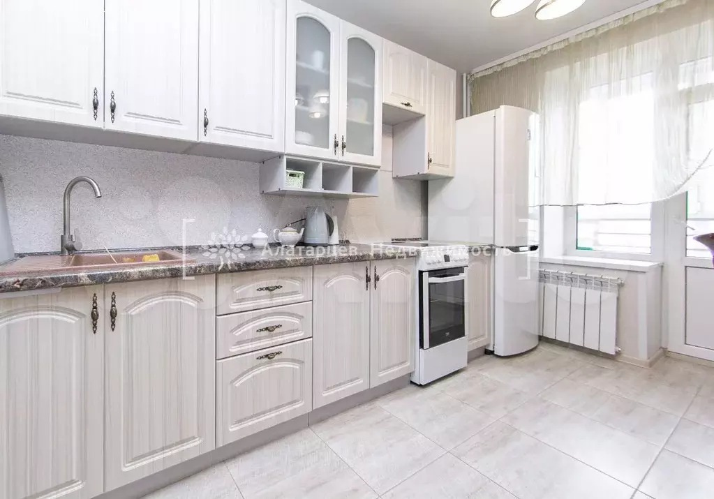 2-к. квартира, 55 м, 1/7 эт. - Фото 0