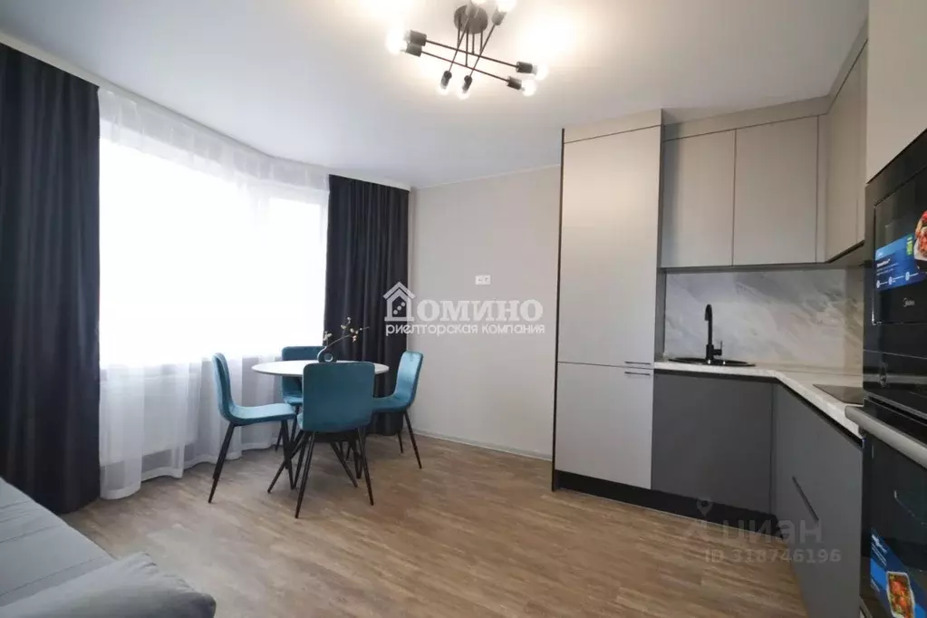 2-к кв. Тюменская область, Тюмень ул. Новоселов, 113 (50.9 м) - Фото 0