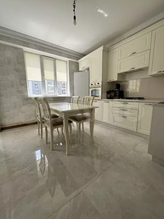 2-к. квартира, 78 м, 3/7 эт. - Фото 0