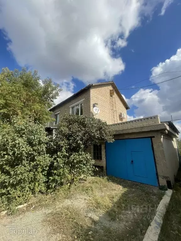 Дом в Оренбургская область, Домбаровский поссовет, пос. Домбаровский ... - Фото 1