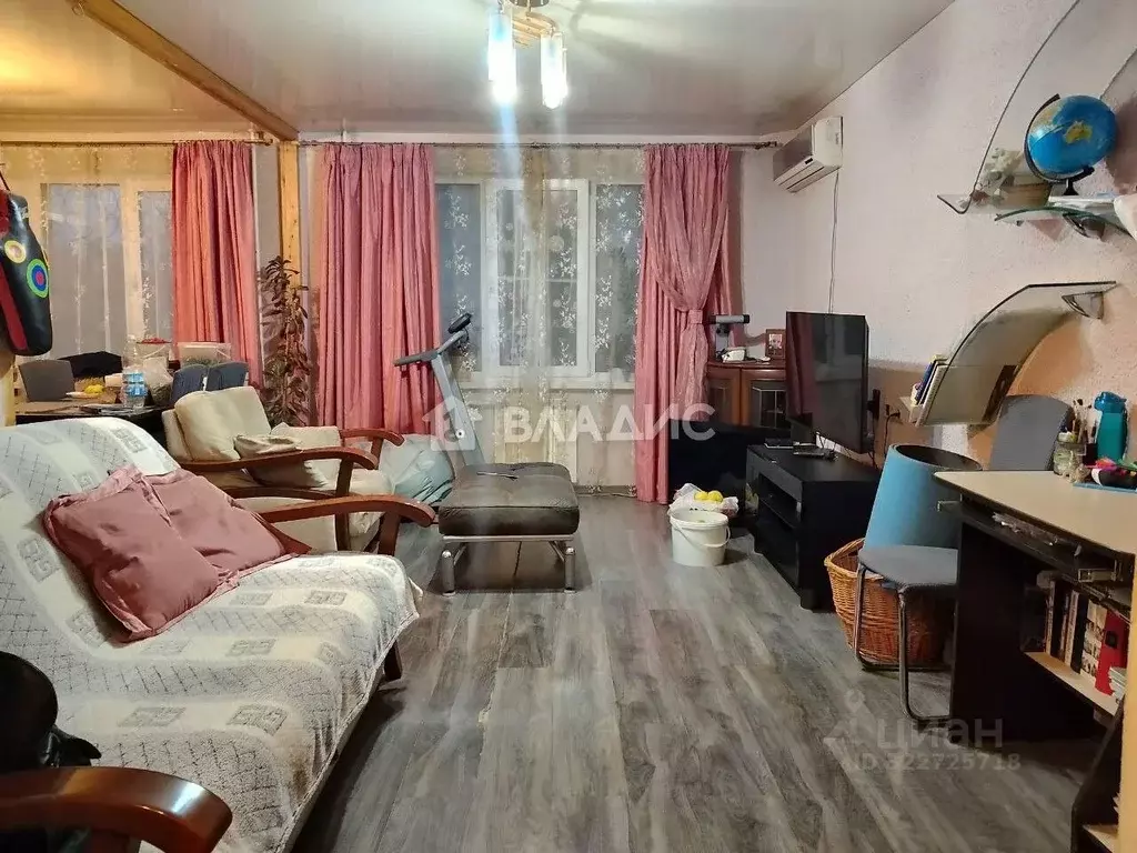 2-к кв. Волгоградская область, Волгоград ул. Землячки, 44 (52.4 м) - Фото 0