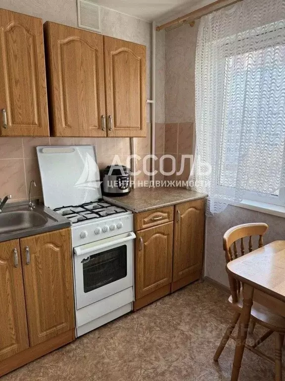 2-к кв. Омская область, Омск ул. Декабристов, 145а (44.0 м) - Фото 1