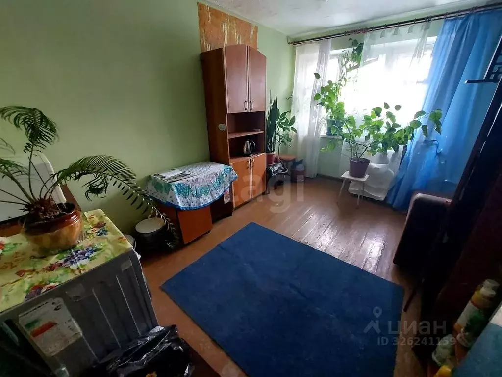 Комната Саратовская область, Саратов просп. Энтузиастов, 50 (13.5 м) - Фото 1