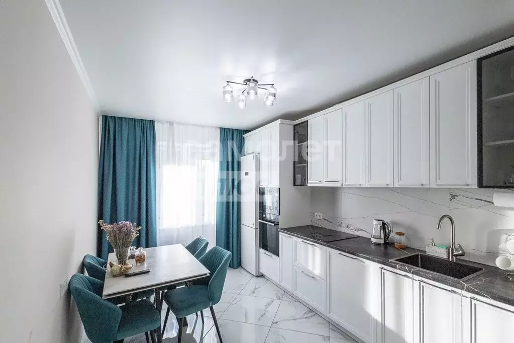 1-к кв. Омская область, Омск ул. 21-я Амурская, 25к4 (36.3 м) - Фото 0