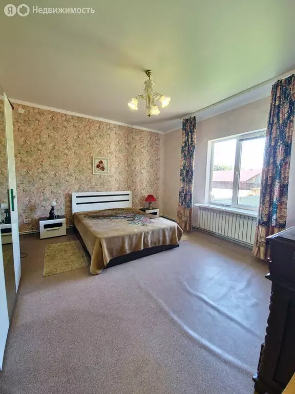 Дом в Октябрьский, Бакинская улица (130 м) - Фото 1