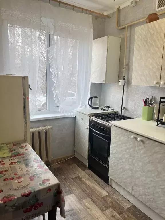 1-к кв. Омская область, Омск Средняя ул., 5/1 (30.4 м) - Фото 1