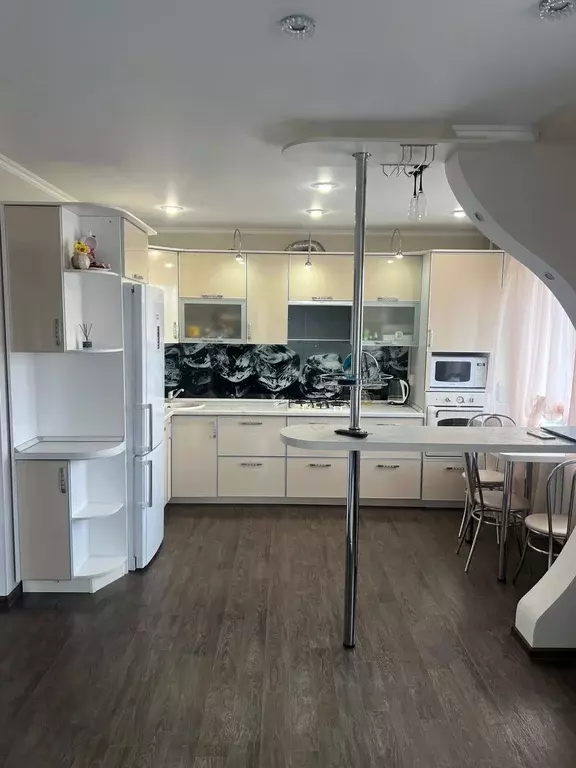 Продаётся 2-к квартира, 60 м - Фото 0