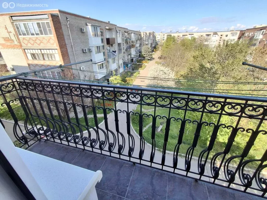 3-комнатная квартира: Ейск, Красная улица, 66/8 (80 м) - Фото 1