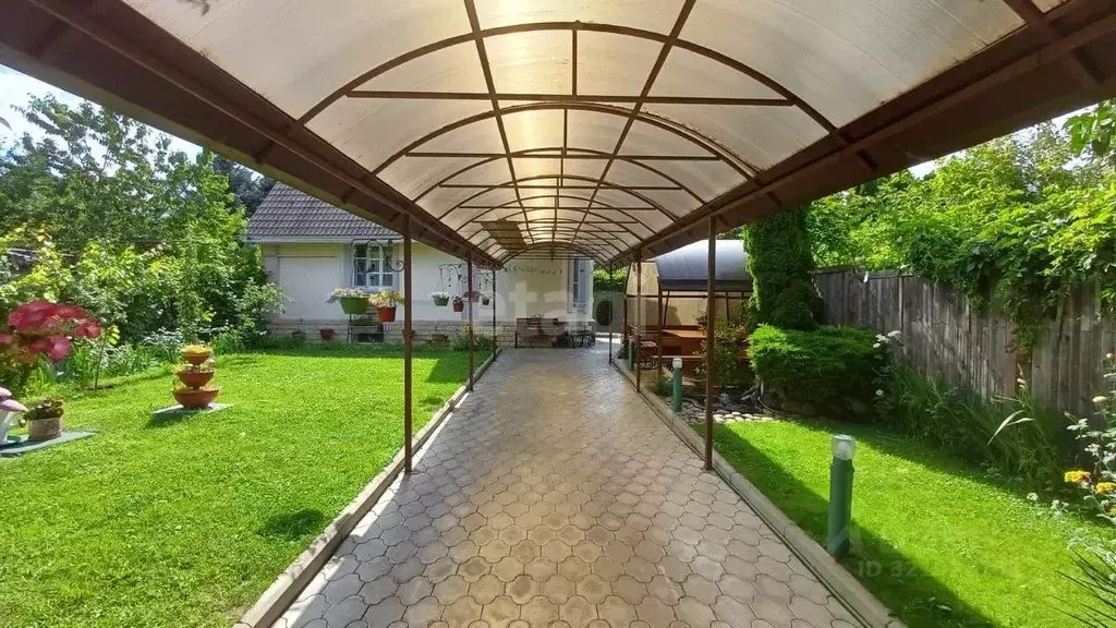 Дом в Ставропольский край, Ставрополь Спокойная ул., 2А (125 м) - Фото 1