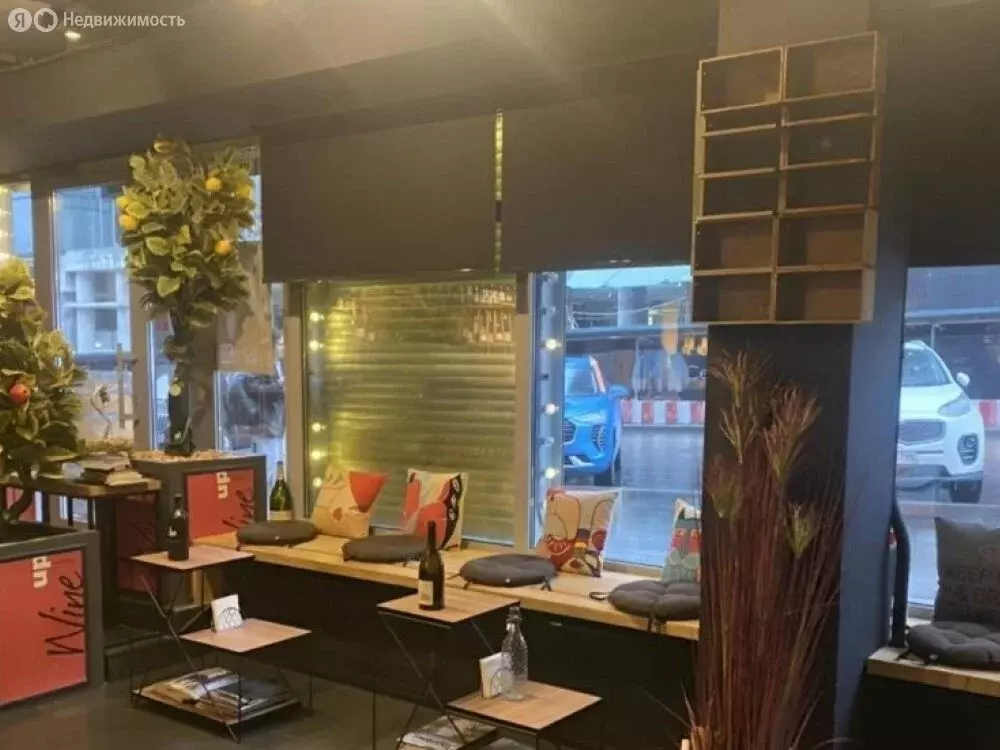 Торговая площадь (72.4 м) - Фото 1