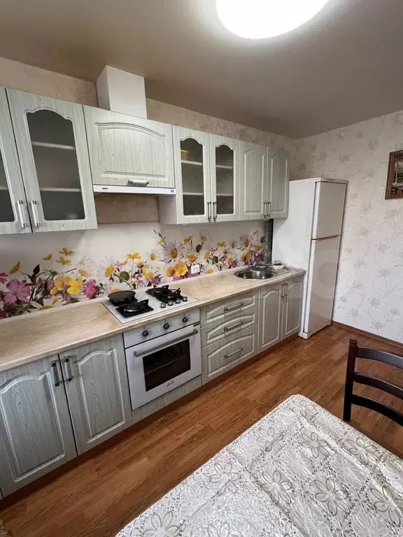 1-к. квартира, 32 м, 6/9 эт. - Фото 0