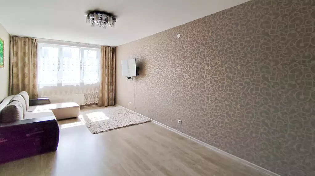 Продаётся 2-к квартира, 70.6 м - Фото 1