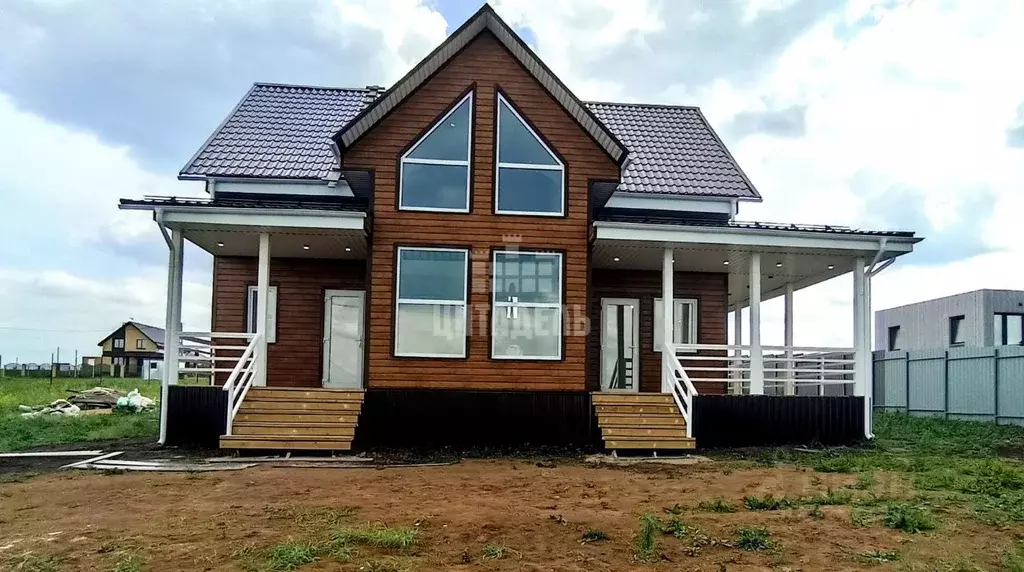 Дом в Воронежская область, Семилукский район, Губаревское с/пос, с. ... - Фото 1