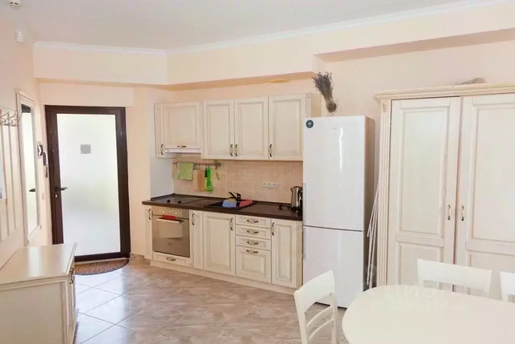 1-к кв. Крым, Ялта ул. Виноградная, 20 (70.0 м) - Фото 1