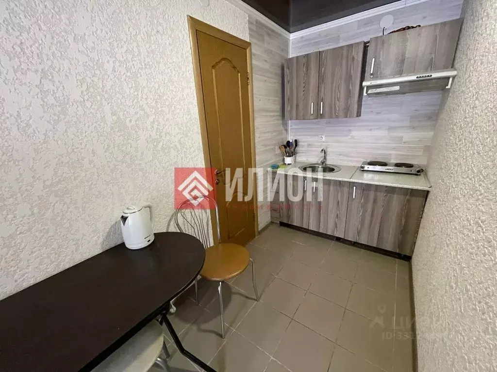 2-к кв. Крым, Феодосия ш. Керченское, 76 (70.0 м) - Фото 2