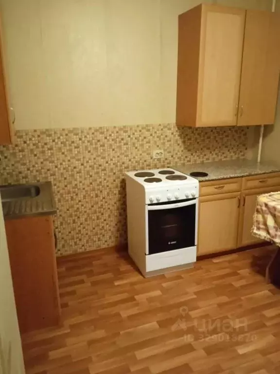 1-к кв. Курская область, Курск просп. Вячеслава Клыкова, 85 (38.0 м) - Фото 1