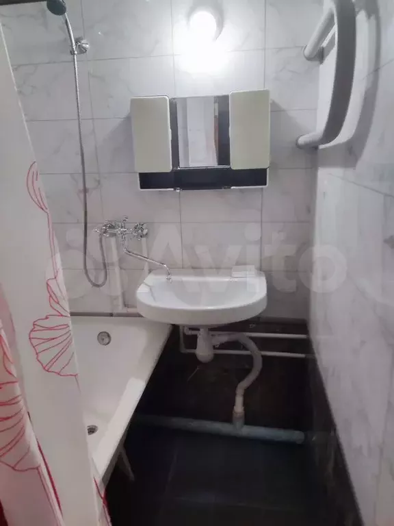 2-к. квартира, 49 м, 4/9 эт. - Фото 0