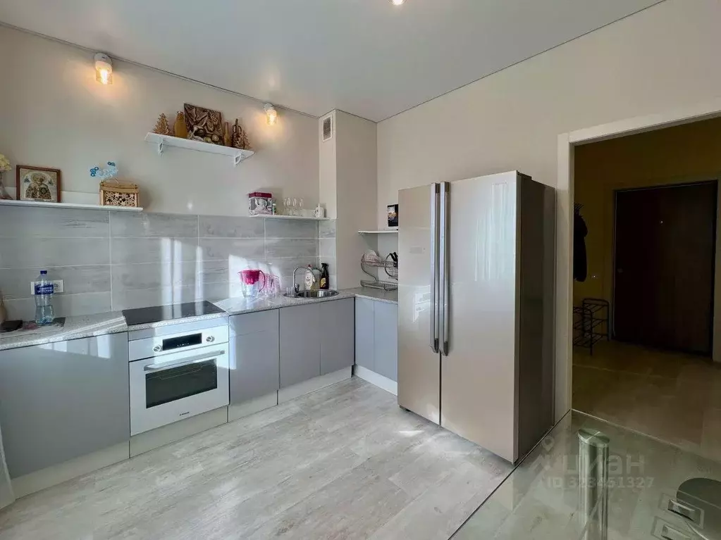 2-к кв. Ханты-Мансийский АО, Сургут ул. Есенина, 6 (58.9 м) - Фото 2