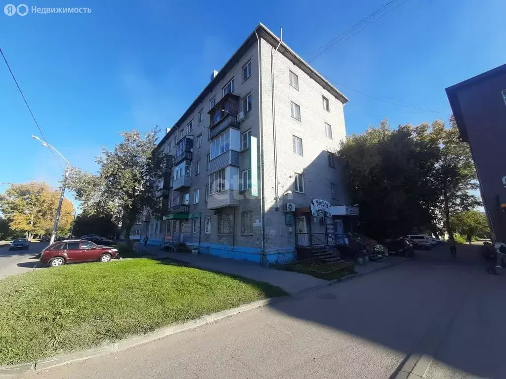 3-комнатная квартира: Барнаул, проспект Космонавтов, 31 (58 м) - Фото 0