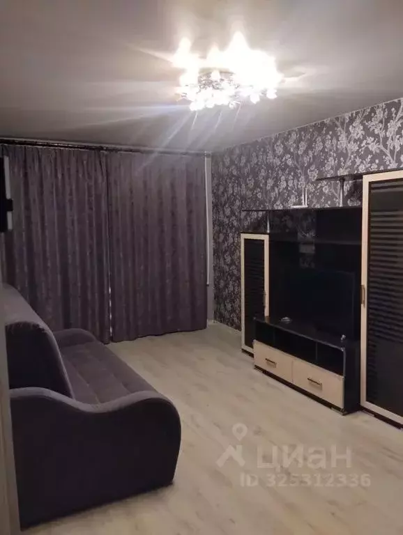 2-к кв. Московская область, Коломна ул. Макеева, 8 (42.0 м) - Фото 0