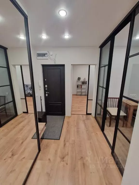 3-к кв. Санкт-Петербург ул. Хошимина, 11к3 (67.0 м) - Фото 0