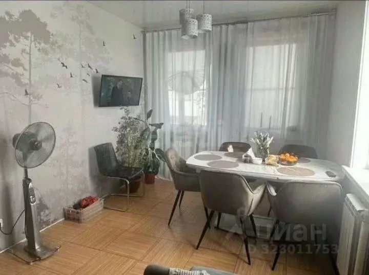 Таунхаус в Иркутская область, Ангарск 30-й мкр, 33 (140 м) - Фото 1