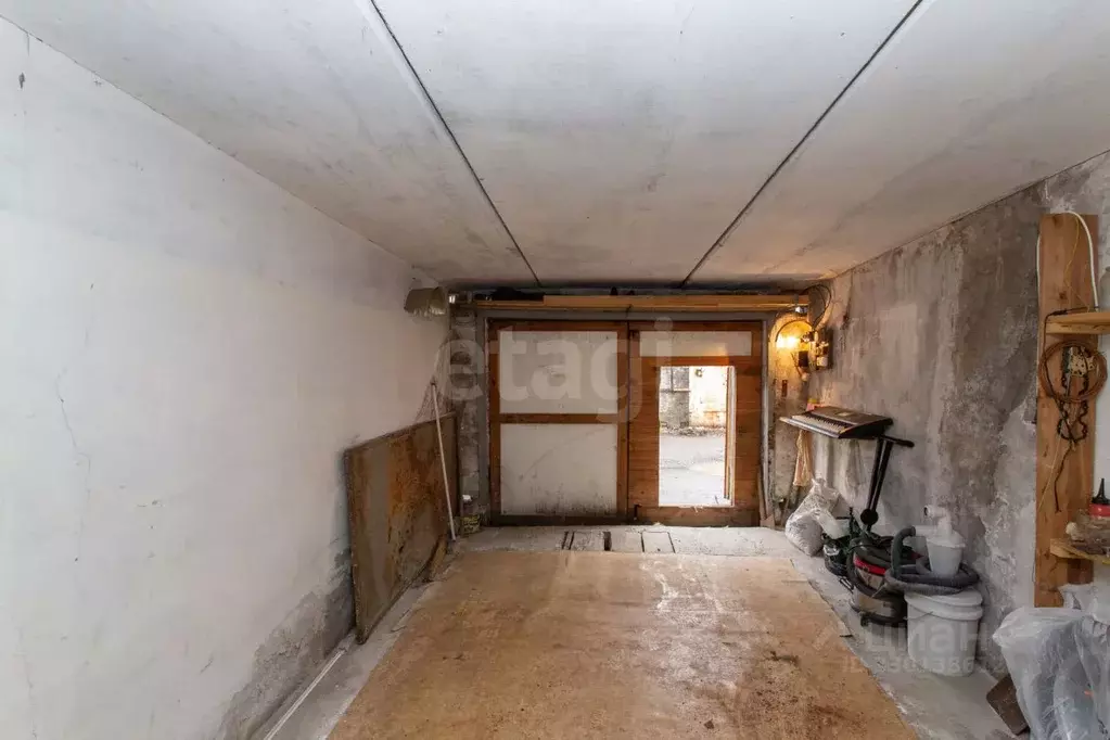 Гараж в Тюменская область, Тобольск 7А мкр, 39В (18 м) - Фото 1