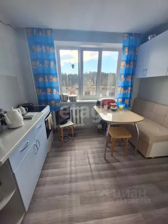 2-к кв. Коми, Сыктывкар Емвальская ул., 13 (47.3 м) - Фото 1