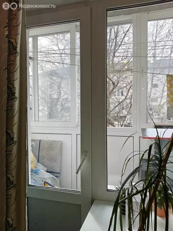 2-комнатная квартира: посёлок Кобринское, Центральная улица, 1Б (50.6 ... - Фото 1