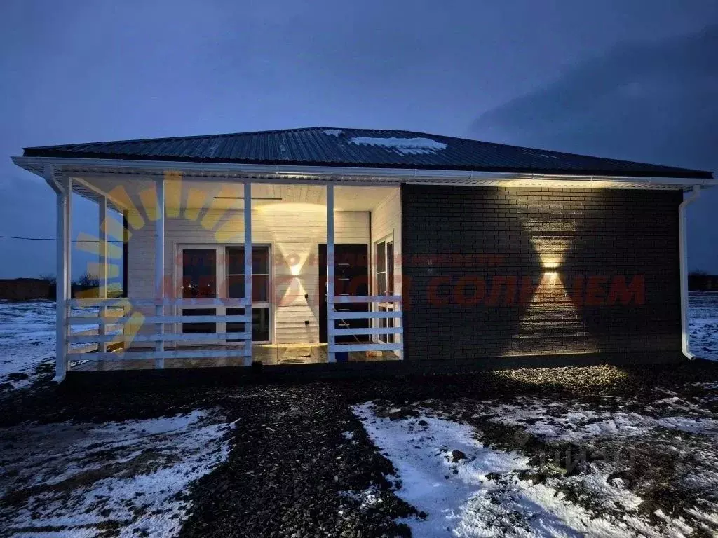 Дом в Краснодарский край, Ейский район, Красноармейское с/пос, пос. ... - Фото 2