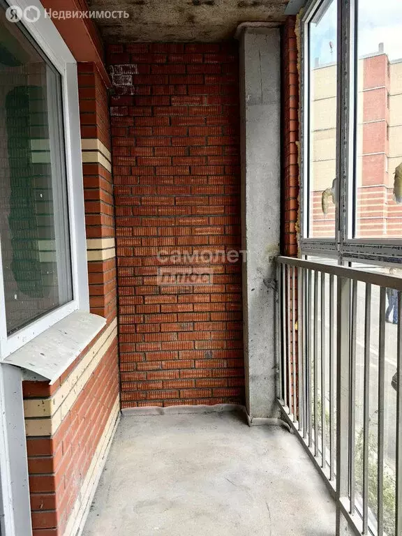 1-комнатная квартира: Омск, улица Малиновского, 16к1 (40 м) - Фото 2