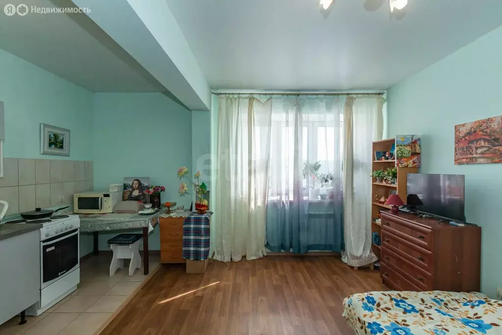 Квартира-студия: Омск, улица Малиновского, 18к2 (26.8 м) - Фото 1