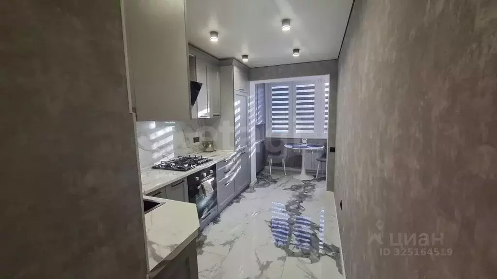 2-к кв. Ставропольский край, Кисловодск ул. Героев Медиков (56.8 м) - Фото 1