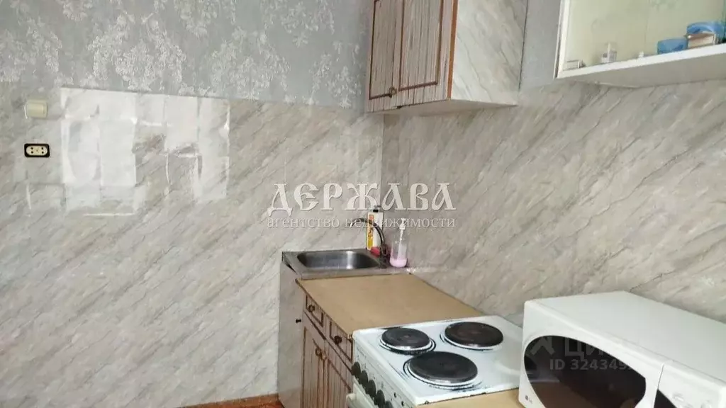 3-к кв. Белгородская область, Старый Оскол Королева мкр, 31 (64.0 м) - Фото 2