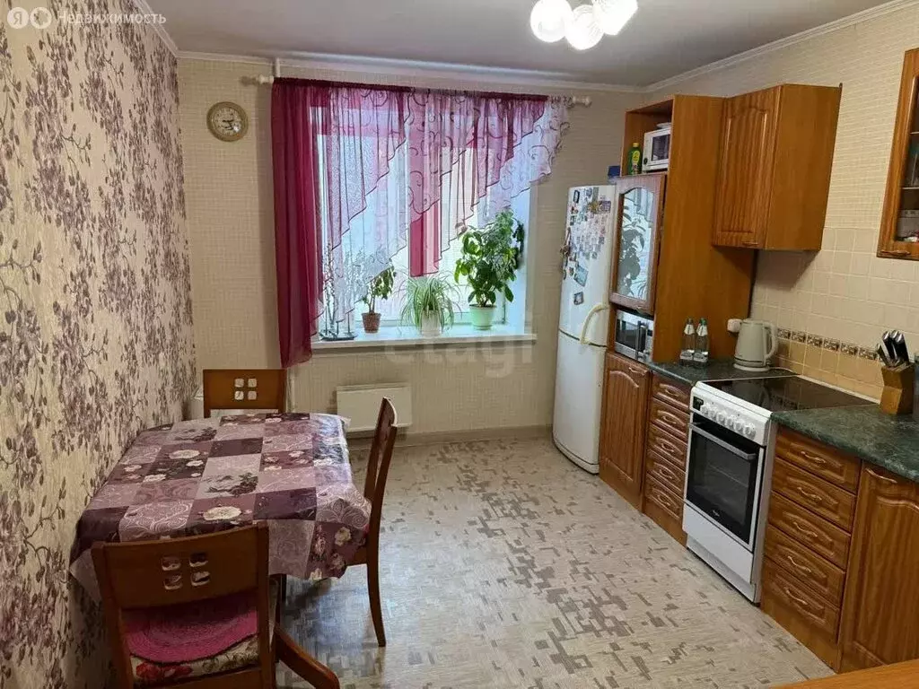 2-комнатная квартира: Бердск, улица Красная Сибирь, 105 (56.4 м) - Фото 1