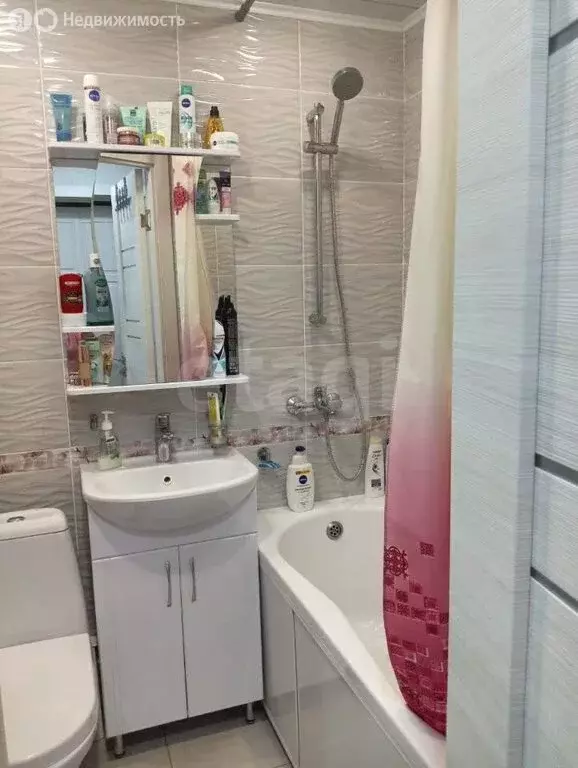 2-комнатная квартира: Омск, микрорайон Московка, Молодогвардейская ... - Фото 1