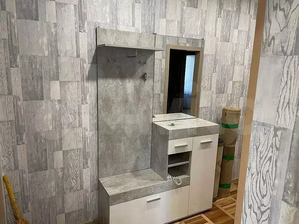 3-к. квартира, 63 м, 2/9 эт. - Фото 1