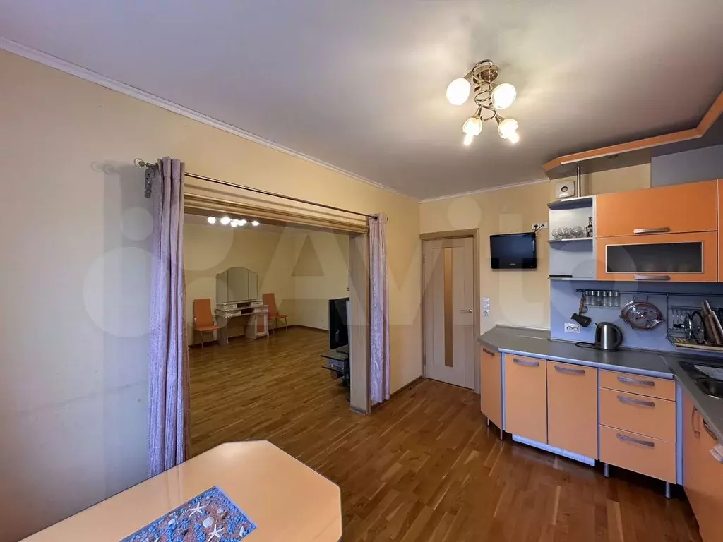 3-к. квартира, 91 м, 2/15 эт. - Фото 1