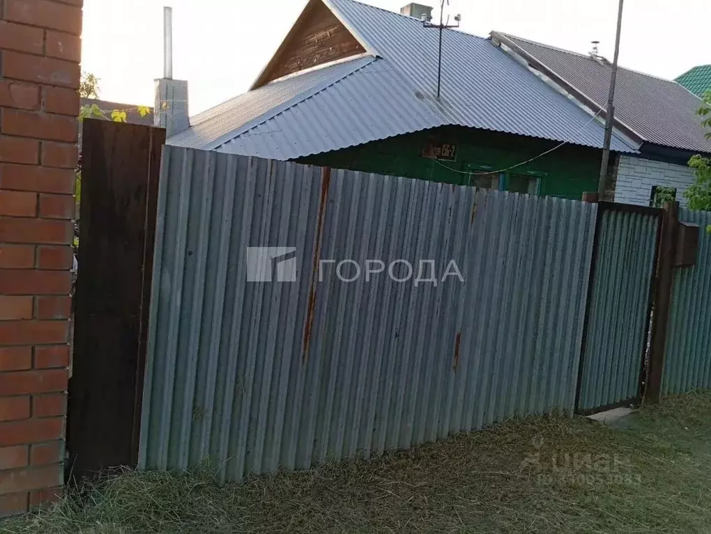 Дом в Алтайский край, Барнаул ул. Матросова, 156 (37 м) - Фото 1