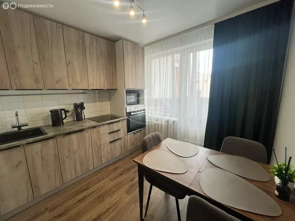 2-комнатная квартира: Калининград, Октябрьская улица, 49 (47 м) - Фото 1