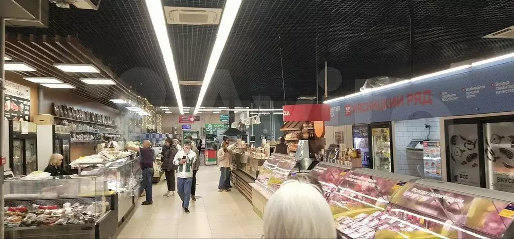 80 М2 возле кфс в ТЦ - Фото 0