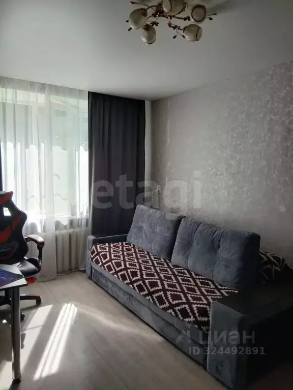 2-к кв. Челябинская область, Миасс Уральская ул., 96 (39.1 м) - Фото 0