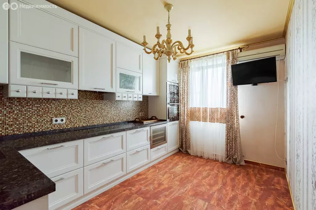 3-комнатная квартира: Москва, Никулинская улица, 12к1 (79.8 м) - Фото 0