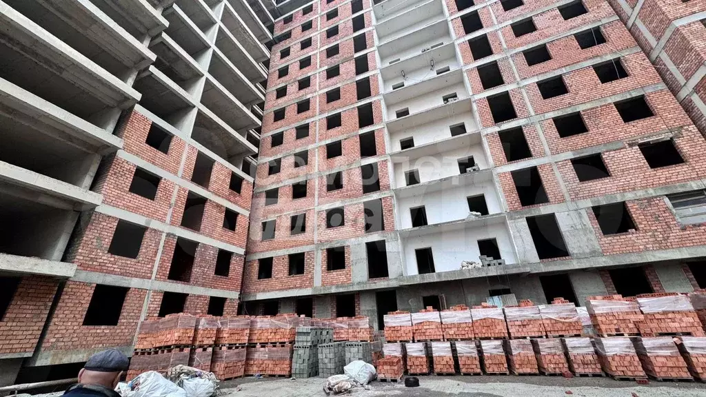 2-к. квартира, 70 м, 7/14 эт. - Фото 1