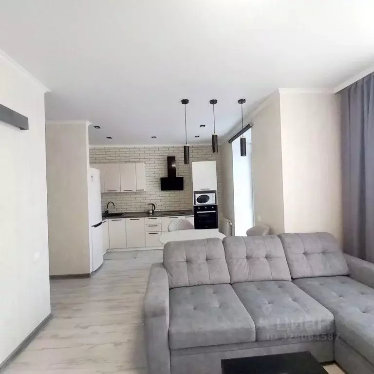 1-к кв. Омская область, Омск ул. Красный Путь, 103к3 (40.0 м) - Фото 1