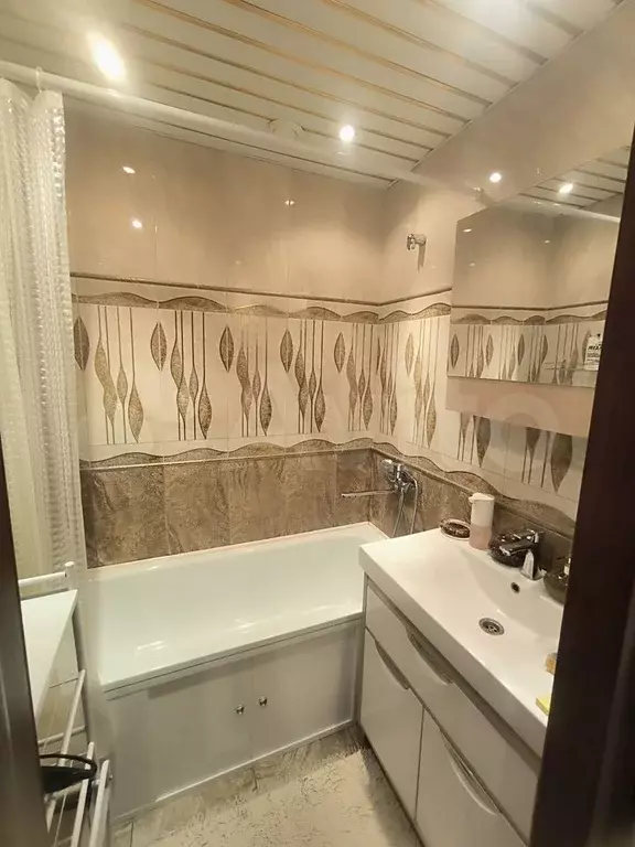 2-к. квартира, 56 м, 4/5 эт. - Фото 0