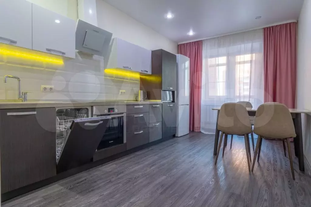 3-к. квартира, 85 м, 7/15 эт. - Фото 0