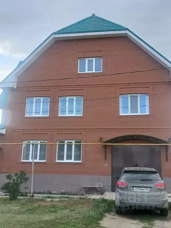 Дом в Оренбургская область, Соль-Илецк Арендная ул., 14 (350 м) - Фото 0