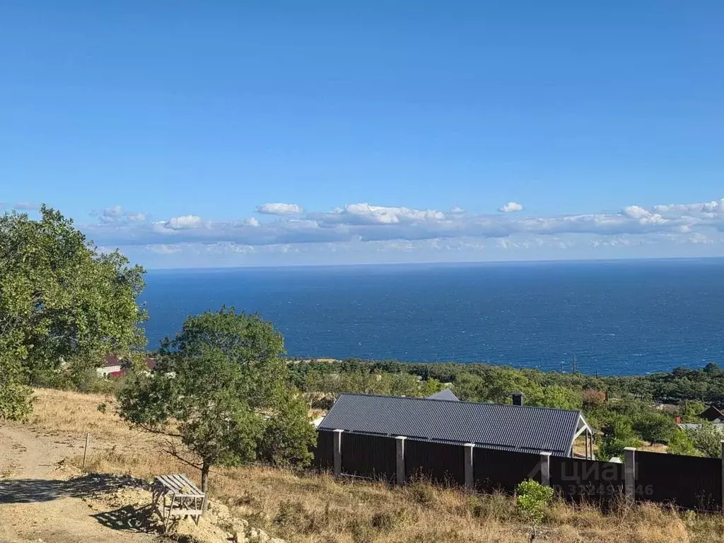 Участок в Крым, Ялта муниципальный округ, Никита пгт ул. Имени Героя ... - Фото 1